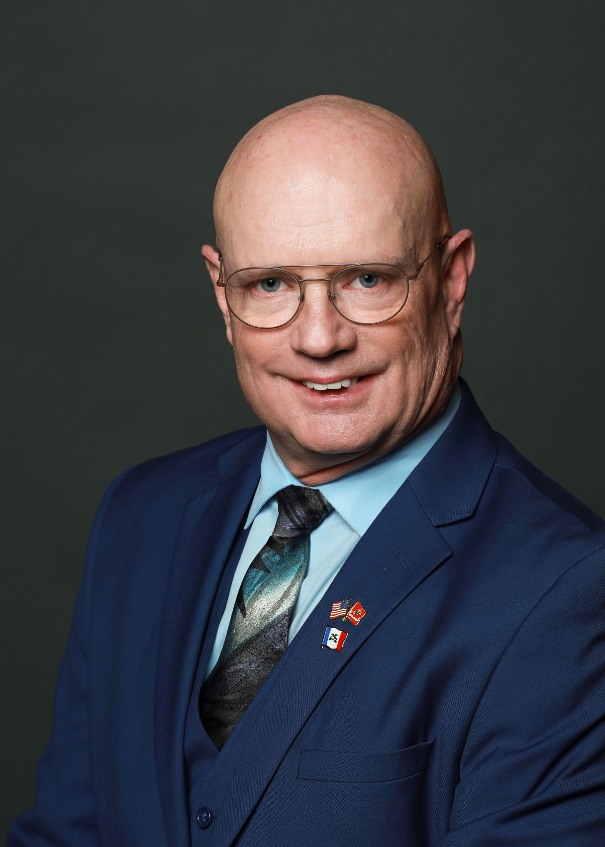 Steven Holt